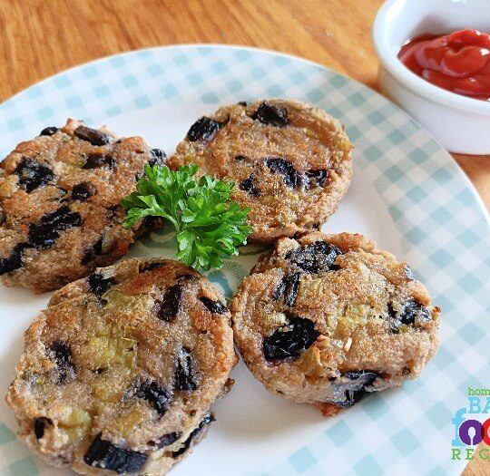 A plate of baked eggplant patties.