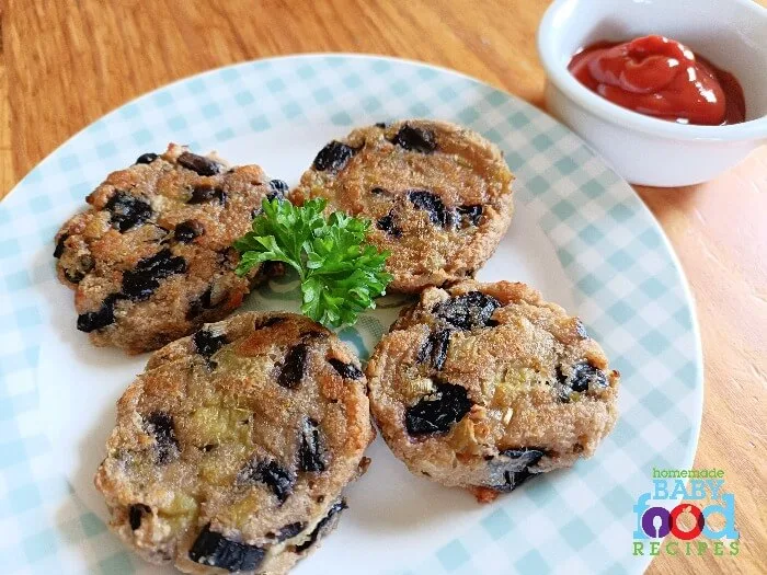 A plate of baked eggplant patties.