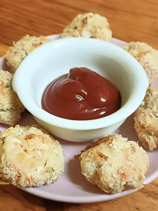 Baked chicken nuggets for baby