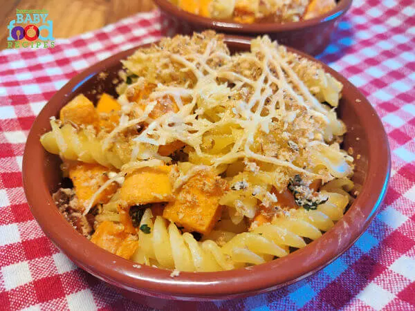 Baby's butternut squash and pasta bake